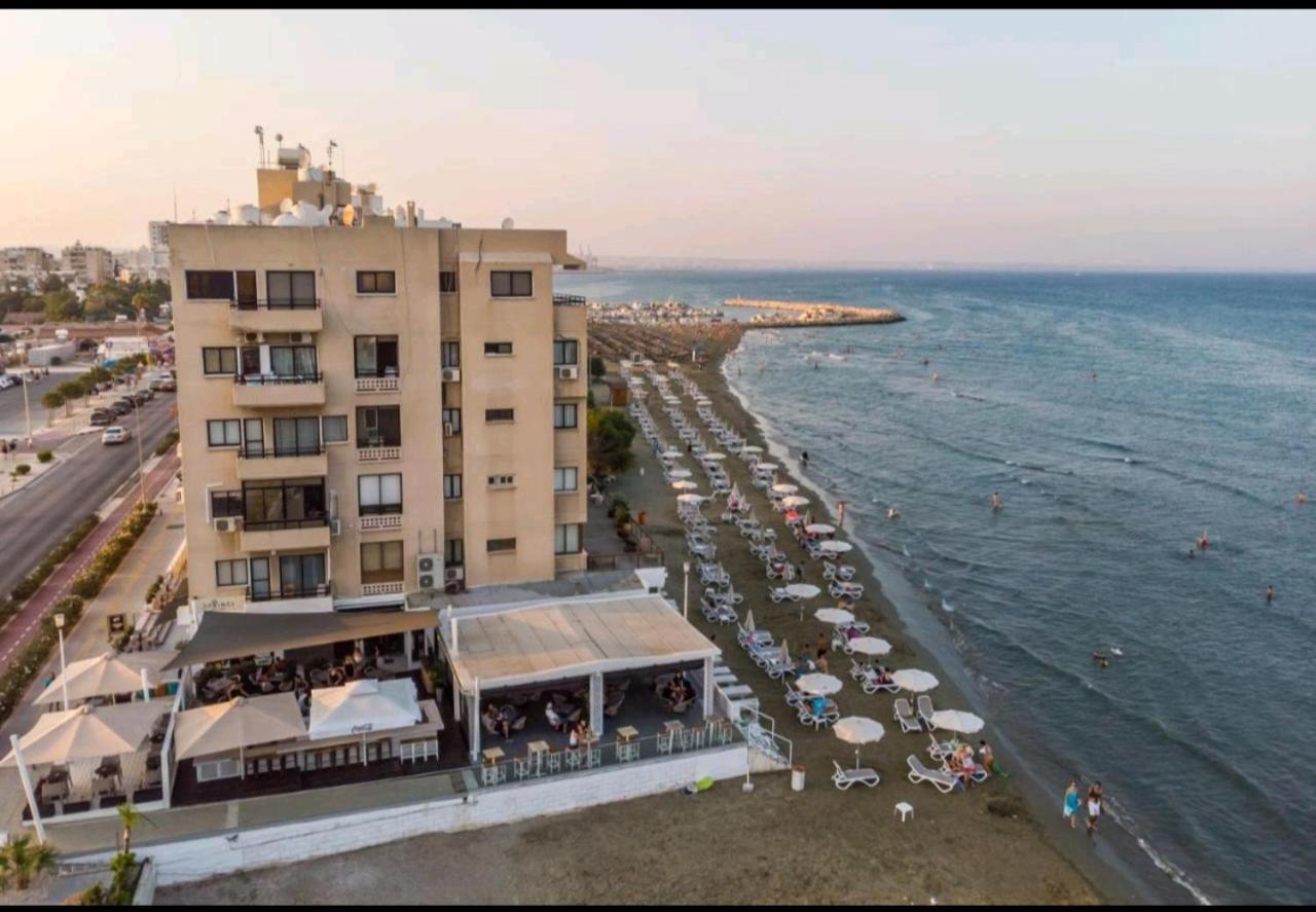 Bettys 1Br Seafront Apt Lárnaka Eksteriør bilde